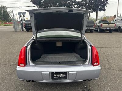 2006 Cadillac DTS Luxury I   - Photo 19 - Portland, OR 97211