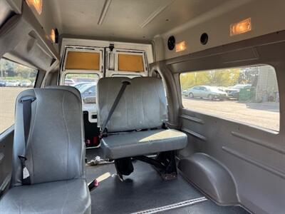 2013 Ford E-350 SD   - Photo 16 - Portland, OR 97211