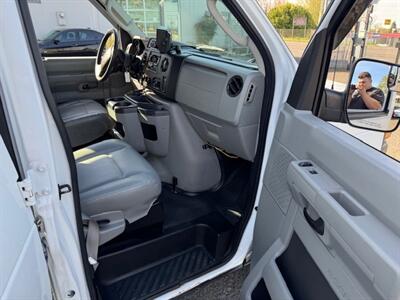 2013 Ford E-350 SD   - Photo 14 - Portland, OR 97211
