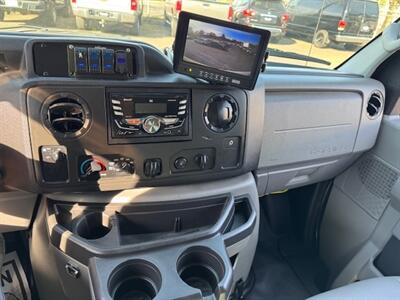 2013 Ford E-350 SD   - Photo 21 - Portland, OR 97211
