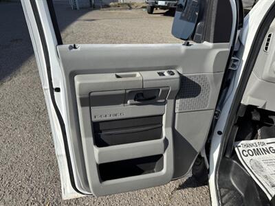 2013 Ford E-350 SD   - Photo 13 - Portland, OR 97211