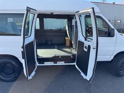 2013 Ford E-350 SD   - Photo 18 - Portland, OR 97211