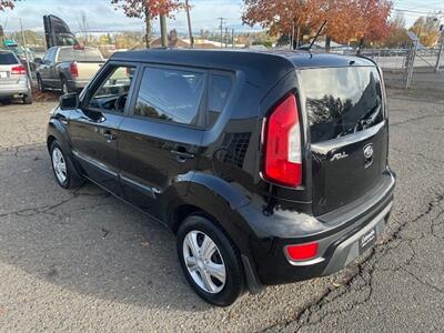 2013 Kia Soul   - Photo 3 - Portland, OR 97211
