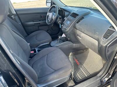 2013 Kia Soul   - Photo 12 - Portland, OR 97211