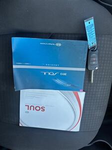 2013 Kia Soul   - Photo 21 - Portland, OR 97211