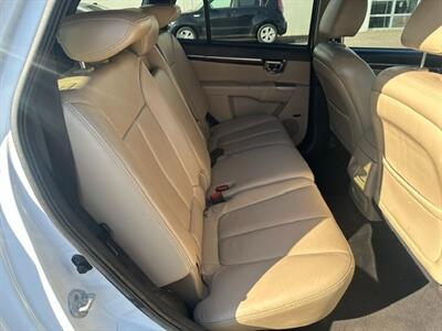2012 Hyundai SANTA FE Limited - Photo 14 - Portland, OR 97211