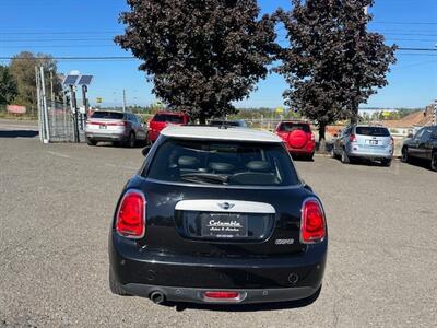 2015 MINI Hardtop 4 Door Cooper   - Photo 4 - Portland, OR 97211