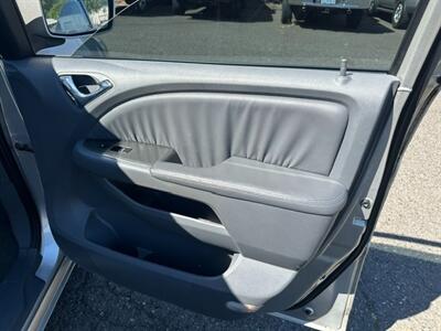 2007 Honda Odyssey Touring - Photo 11 - Portland, OR 97211