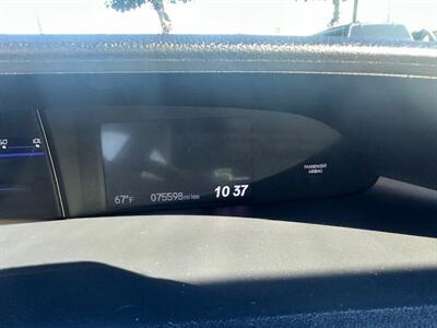 2013 Honda Civic Hybrid   - Photo 15 - Portland, OR 97211