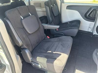 2019 Dodge Grand Caravan SE - Photo 13 - Portland, OR 97211