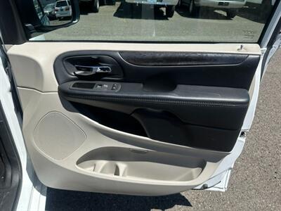 2019 Dodge Grand Caravan SE - Photo 12 - Portland, OR 97211