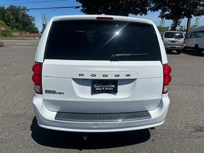 2019 Dodge Grand Caravan SE - Photo 4 - Portland, OR 97211