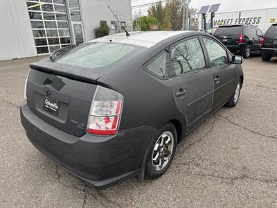 2005 Toyota Prius   - Photo 5 - Portland, OR 97211