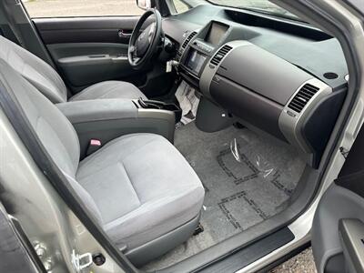2005 Toyota Prius   - Photo 12 - Portland, OR 97211