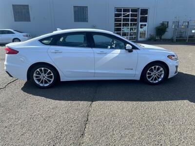 2019 Ford Fusion SE   - Photo 6 - Portland, OR 97211