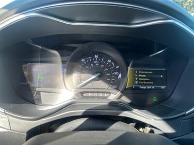 2019 Ford Fusion SE   - Photo 15 - Portland, OR 97211