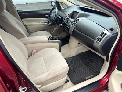 2005 Toyota Prius   - Photo 12 - Portland, OR 97211