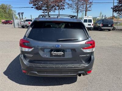 2021 Subaru Forester Limited   - Photo 4 - Portland, OR 97211