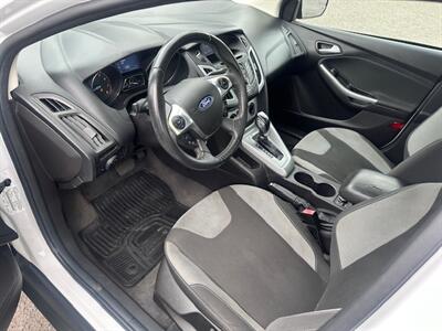 2012 Ford Focus SE   - Photo 9 - Portland, OR 97211