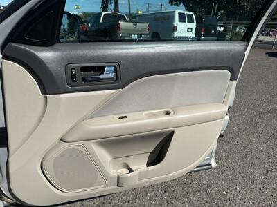 2010 Ford Fusion SE - Photo 13 - Portland, OR 97211