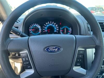 2010 Ford Fusion SE - Photo 16 - Portland, OR 97211