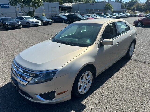 2010 Ford Fusion SE   - Photo 1 - Portland, OR 97211