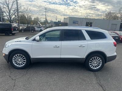 2009 Buick Enclave CXL   - Photo 2 - Portland, OR 97211