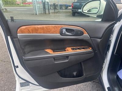 2009 Buick Enclave CXL   - Photo 10 - Portland, OR 97211