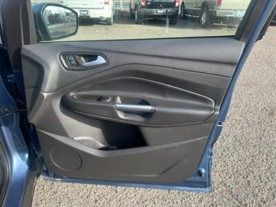 2018 Ford Escape SE   - Photo 13 - Portland, OR 97211