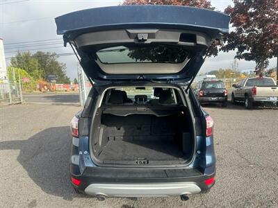 2018 Ford Escape SE   - Photo 17 - Portland, OR 97211