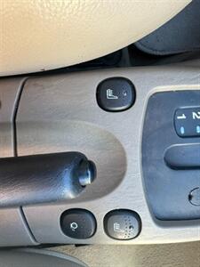 2006 Ford Focus ZX4 S - Photo 25 - Portland, OR 97211