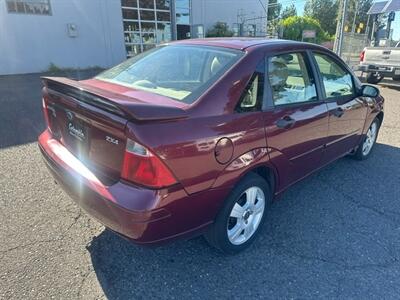 2006 Ford Focus ZX4 S - Photo 5 - Portland, OR 97211