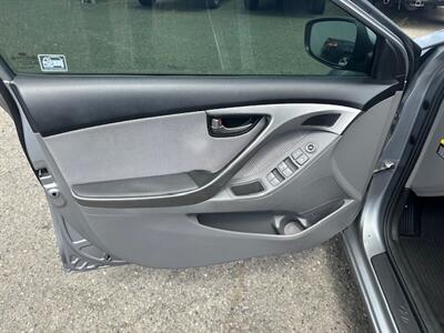 2013 Hyundai Elantra GLS   - Photo 10 - Portland, OR 97211