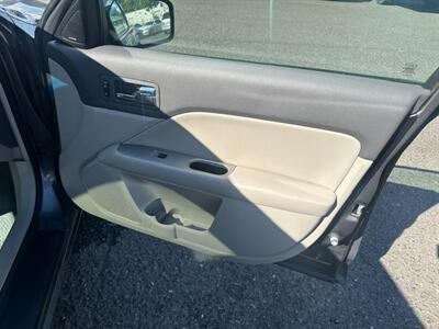 2011 Ford Fusion Hybrid - Photo 11 - Portland, OR 97211