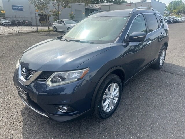 2015 Nissan Rogue SV AWD's photo