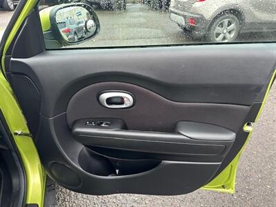 2017 Kia Soul - Photo 14 - Portland, OR 97211