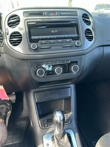 2012 Volkswagen Tiguan S   - Photo 18 - Portland, OR 97211