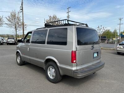 2002 Chevrolet Astro LS   - Photo 3 - Portland, OR 97211