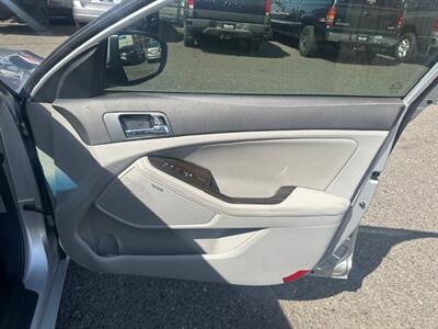 2013 Kia Optima EX   - Photo 13 - Portland, OR 97211