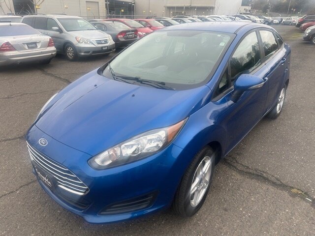 2019 Ford Fiesta SE   - Photo 1 - Portland, OR 97211