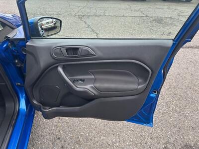 2019 Ford Fiesta SE   - Photo 14 - Portland, OR 97211