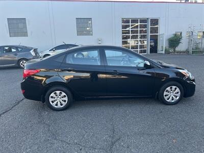 2015 Hyundai Accent GLS   - Photo 6 - Portland, OR 97211