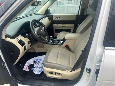 2016 Ford Flex SEL - Photo 5 - Portland, OR 97211