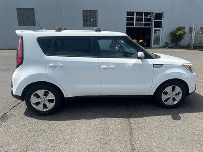 2015 Kia Soul - Photo 6 - Portland, OR 97211