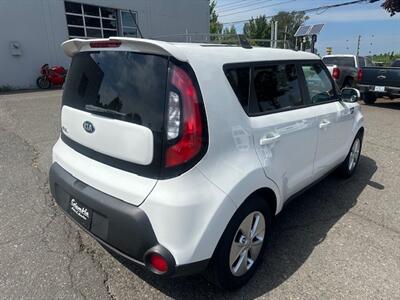 2015 Kia Soul - Photo 5 - Portland, OR 97211
