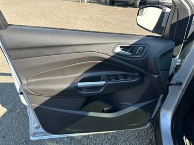 2013 Ford Escape SE - Photo 9 - Portland, OR 97211
