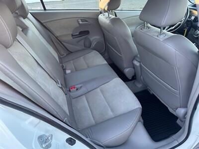 2013 Honda Insight EX  HYBRID - Photo 14 - Portland, OR 97211