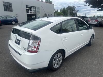 2005 Toyota Prius   - Photo 5 - Portland, OR 97211