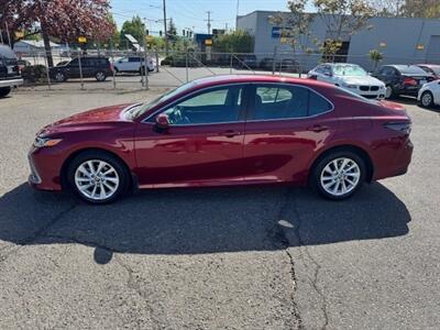 2022 Toyota Camry LE   - Photo 2 - Portland, OR 97211