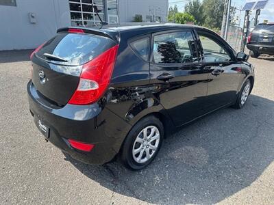 2012 Hyundai Accent GS   - Photo 5 - Portland, OR 97211